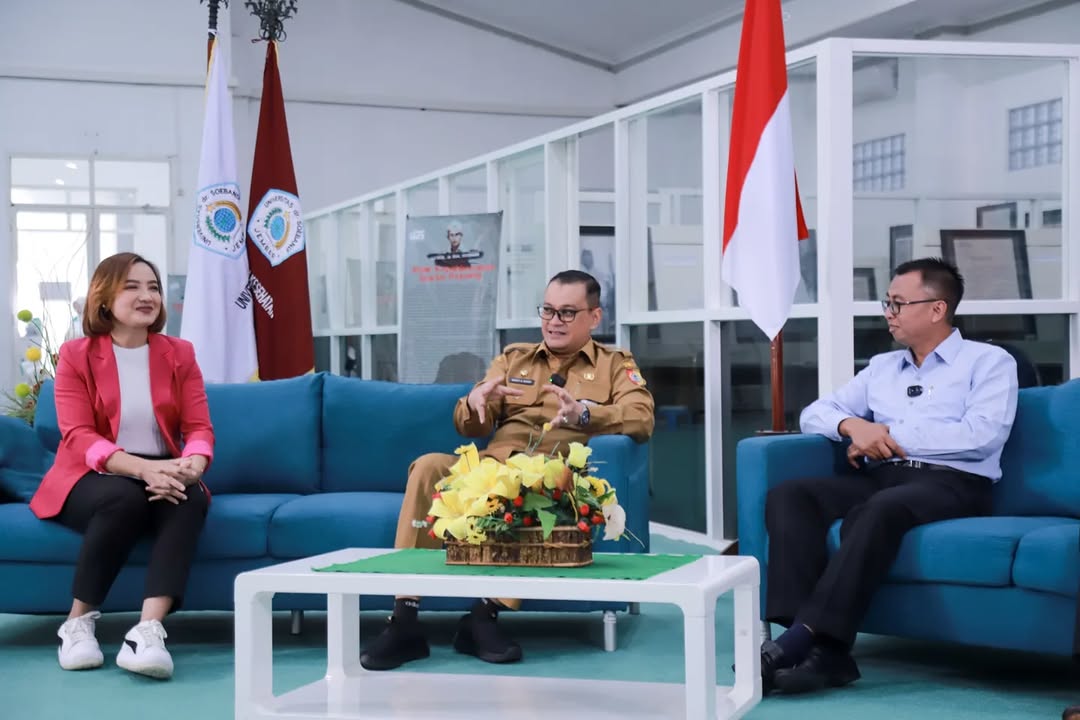 Menanamkan Semangat Kepahlawanan Lewat Layar: Pemkab Jember Putar Film Dokumenter Letkol. Sroedji dan dr. Soebandi